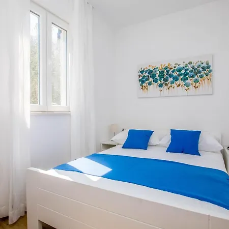 Sleeps 14 Pool Air Con Wifi Villa *