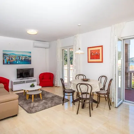 Sleeps 14 Pool Air Con Wifi Villa Palje Brdo