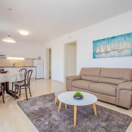 Sleeps 14 Pool Air Con Wifi Villa Palje Brdo